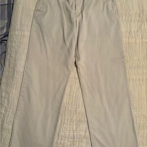 Izod Men's 34x30 Light Cream Pants